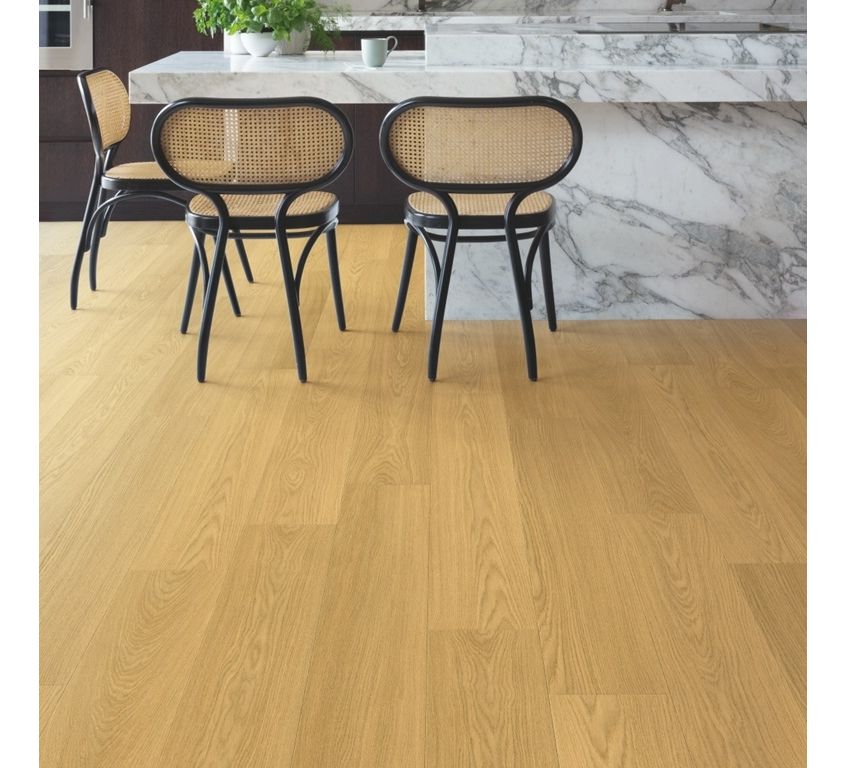 quickstep capture natural varnished oak sig4749 laminate flooring