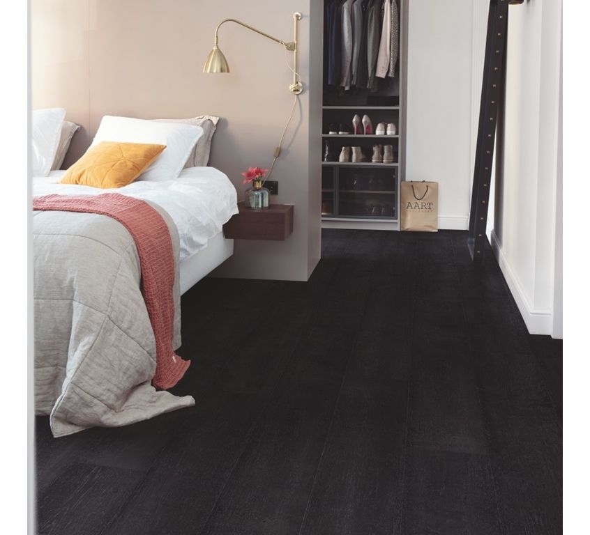 quickstep capture painted oak black sig4755 laminate flooring